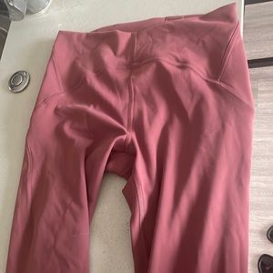 Lululemon InStill HR Tight 25” Leggings- Size 8 like new